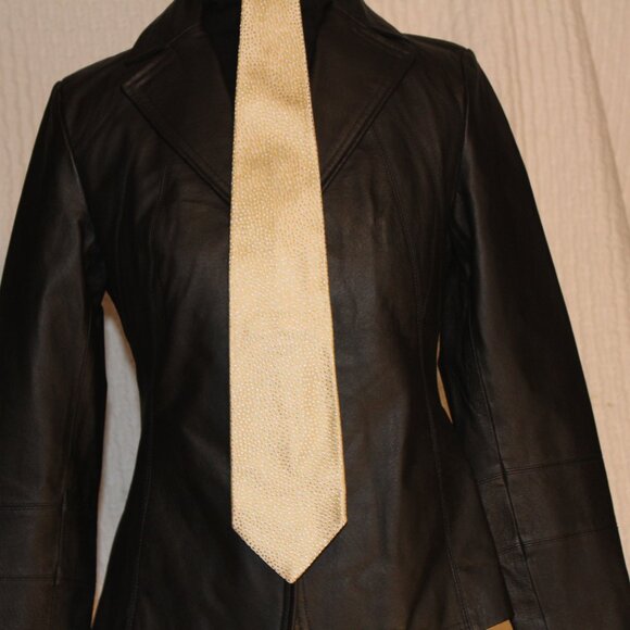 Banana Republic Elegant Silk Men's TIE Shiny Gold Yellow Dots - Picture 2 of 7